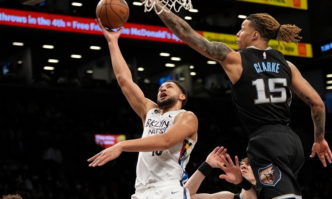 篮网胜雄狮,主场擒胜取悦球迷,振奋人心 篮网胜雄狮,主场擒胜取悦球迷,振奋人心