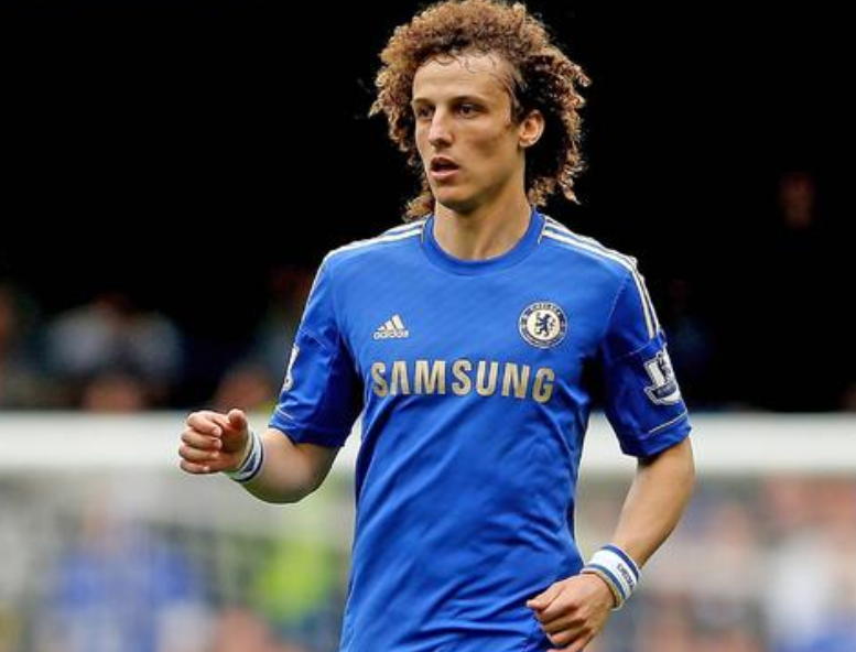 大卫·路易斯转投切尔西,备战新赛季,振奋人心的简单介绍 大卫·路易斯转投切尔西,备战新赛季,振奋人心的简单介绍