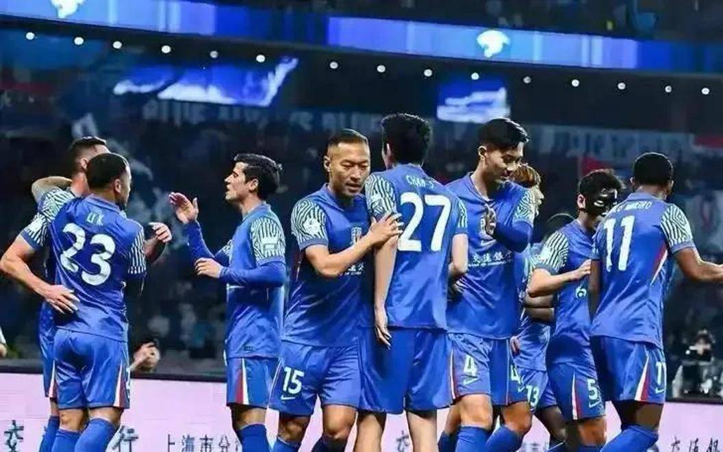 目光注视！多场对决将成为聚焦球迷热议话题，掌声雷动