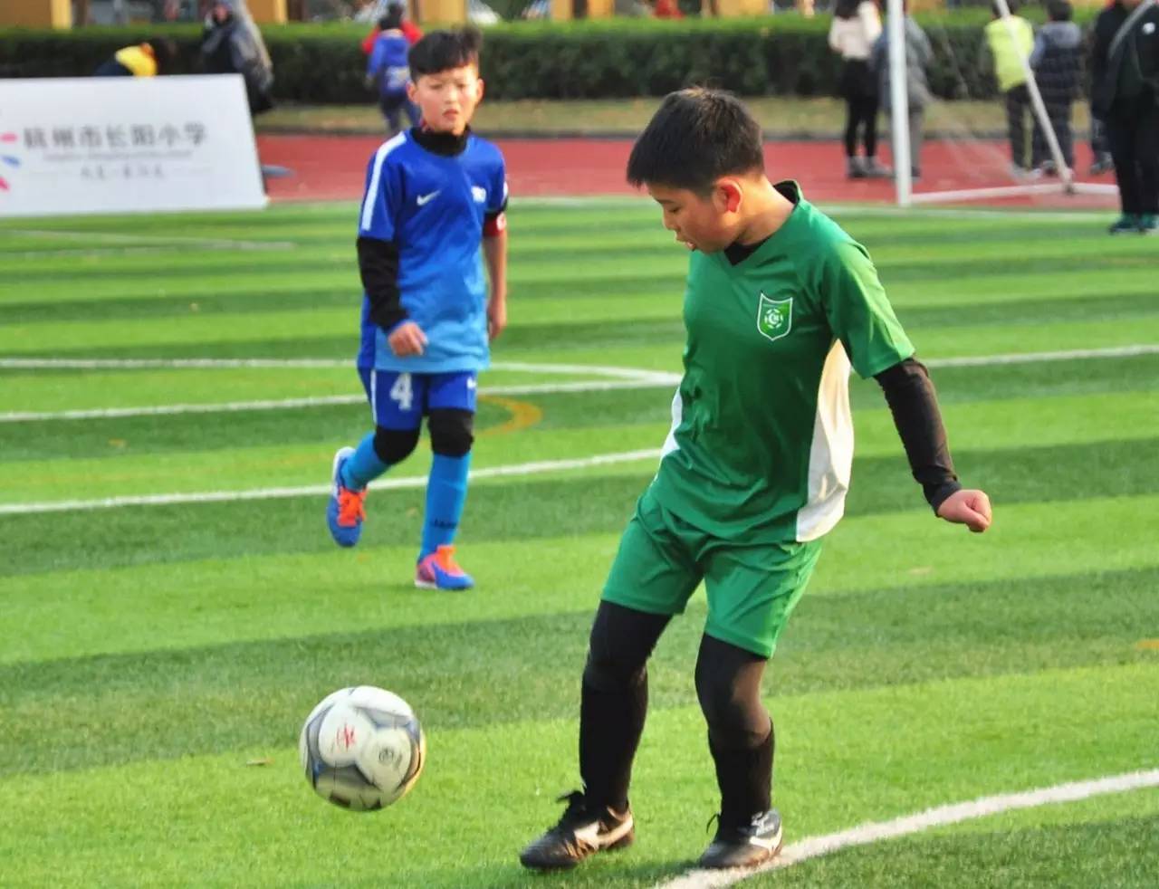 非洲豪强足球队迎来重要胜利,稳步上升的简单介绍 非洲豪强足球队迎来重要胜利,稳步上升的简单介绍