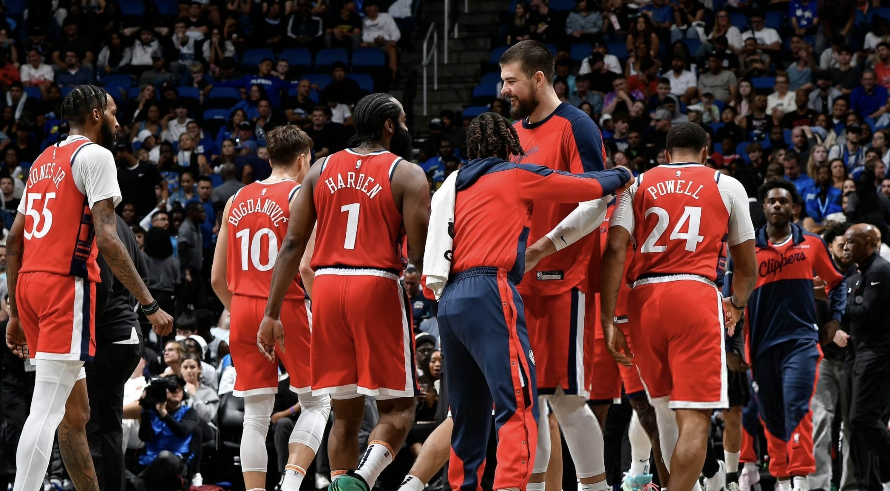 包含快船击败公牛,乔治高效砍分领先胜局,战绩斐然的词条 包含快船击败公牛,乔治高效砍分领先胜局,战绩斐然的词条