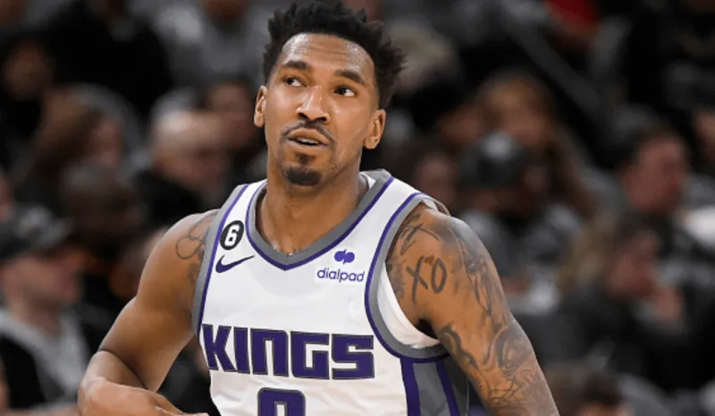 开云平台-深圳队翻盘广东队，福克斯高光表现