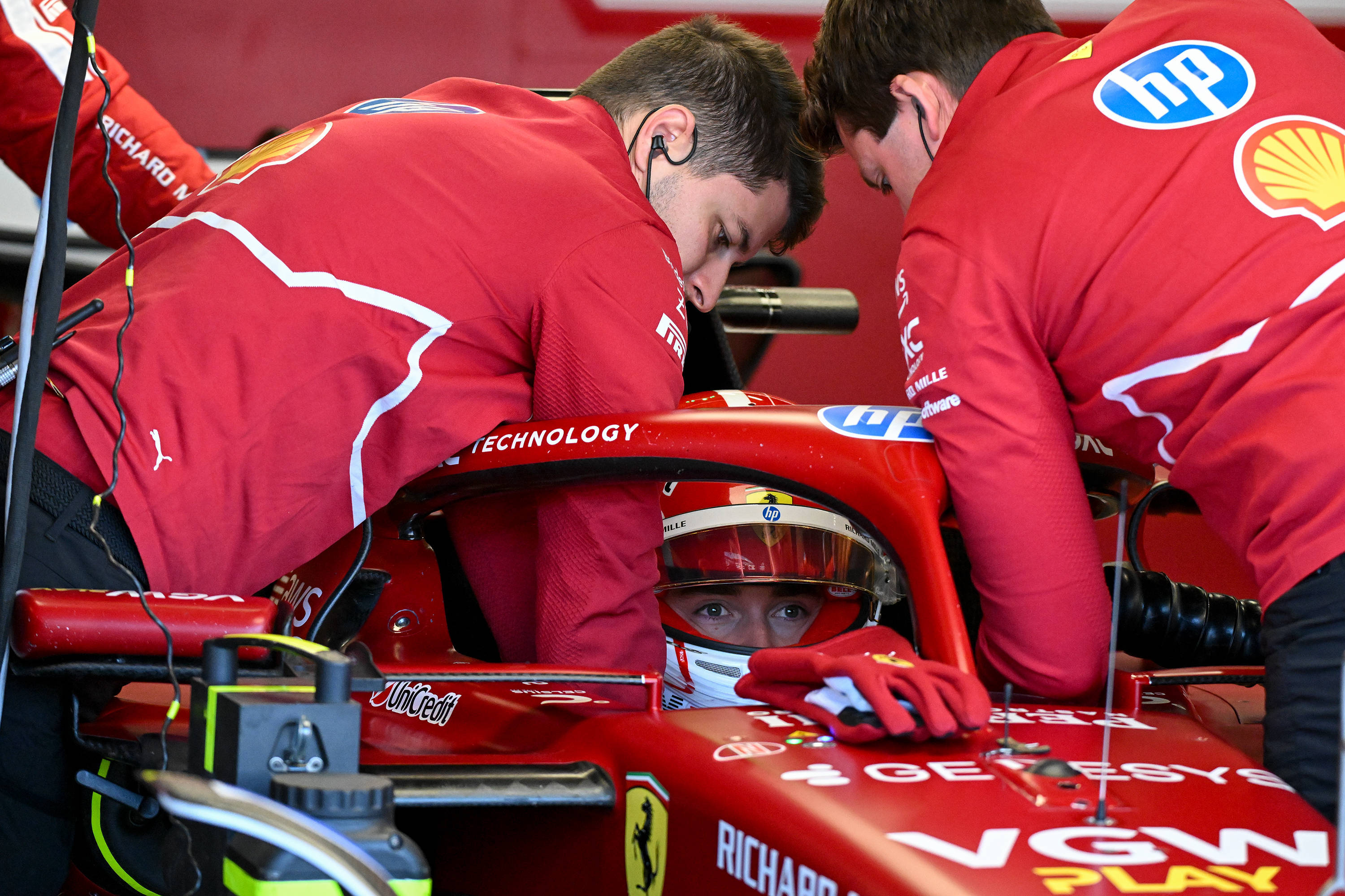 红牛二队碾压梅赛德斯，勒克莱尔高光表现