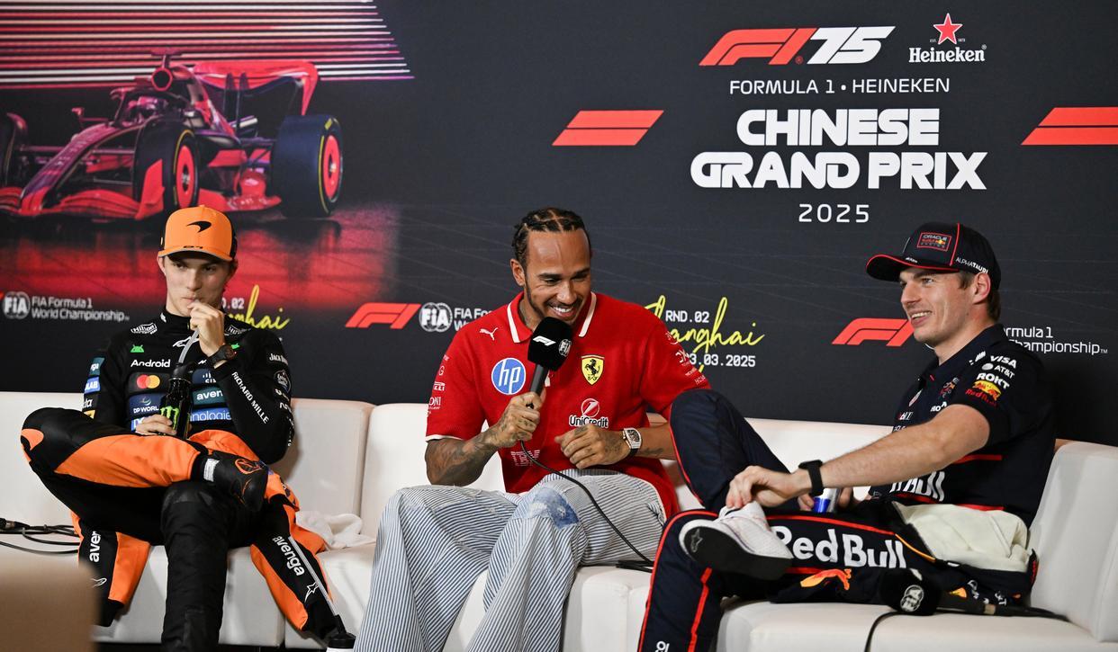 法拉利横扫红牛车队，汉密尔顿状态火热