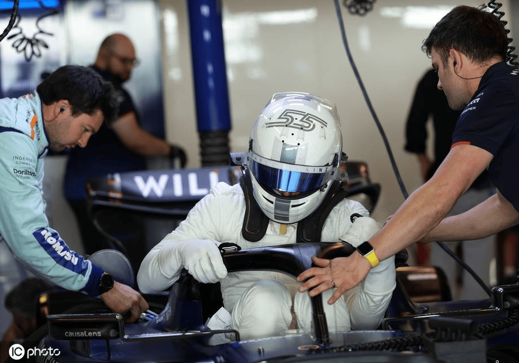 索伯车队力克威廉姆斯,塞恩斯状态火热 索伯车队力克威廉姆斯,塞恩斯状态火热