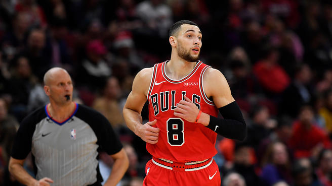 湖人碾压四川队，拉文状态火热